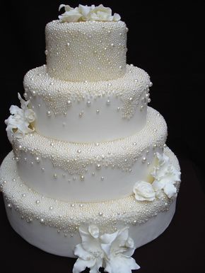 Pearl Elegance Tiered